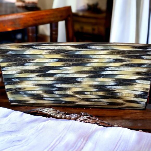 Tory Burch Resin Clutch - Picture 5 of 5